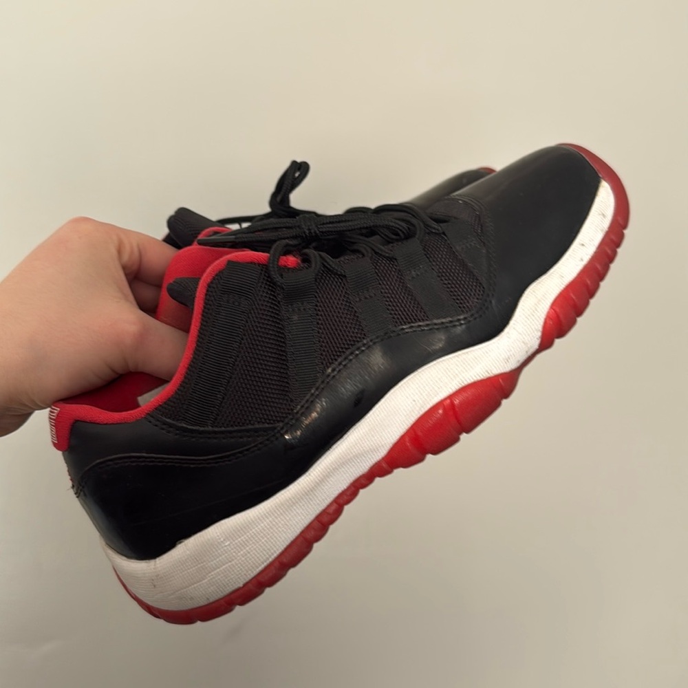 Jordan Bred 11 Low